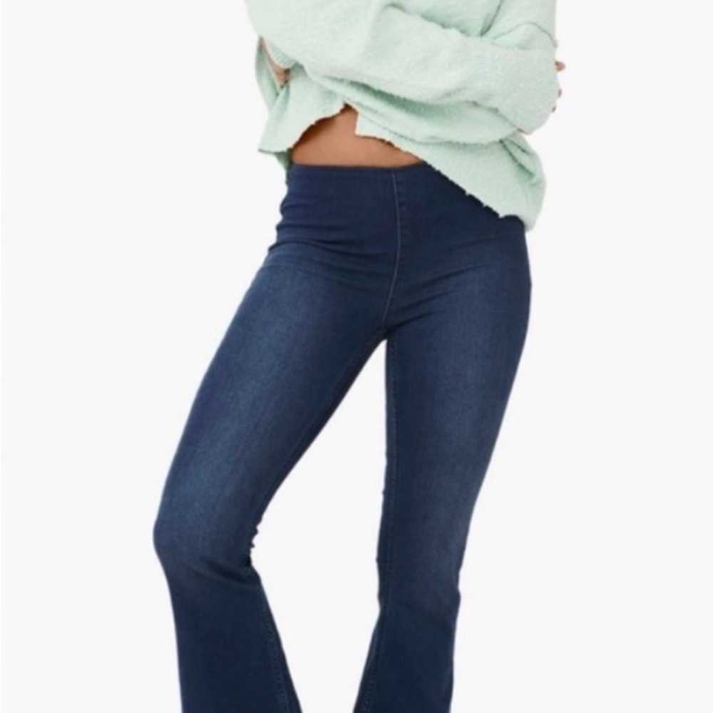 Free People Women's pull on Flared Jeans